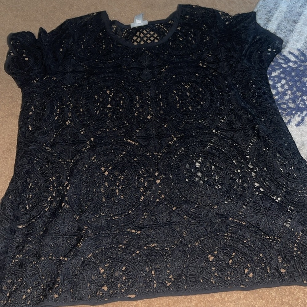 Catherine’s lace top - Picture 2 of 6